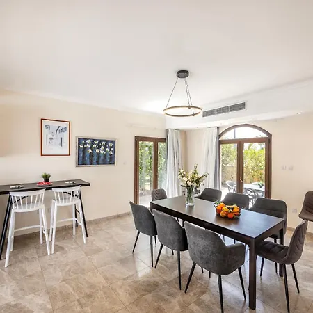 Sunnyvillas: 4br Seafront Villa*private Pool*bw44 Villa Protaras